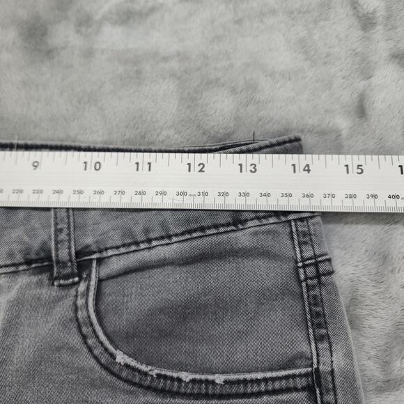 Maurices Jeans Women 1/2 Gray Mid Rise Skinny Ankle Stretch Distressed Casual - Picture 8 of 12